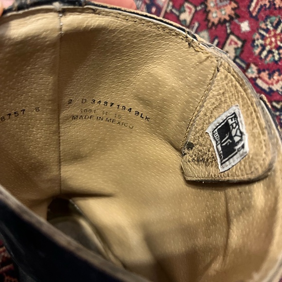 Frye pre-distressed Engineer Boots size 9 (fits women’s 10) - Picture 4 of 8